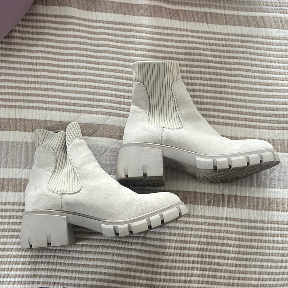 White Chelsea Lug Boot